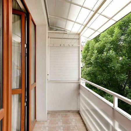 Spacious And Stylish Apartment In The Heart Of Sofia Plus Parking Exterior foto
