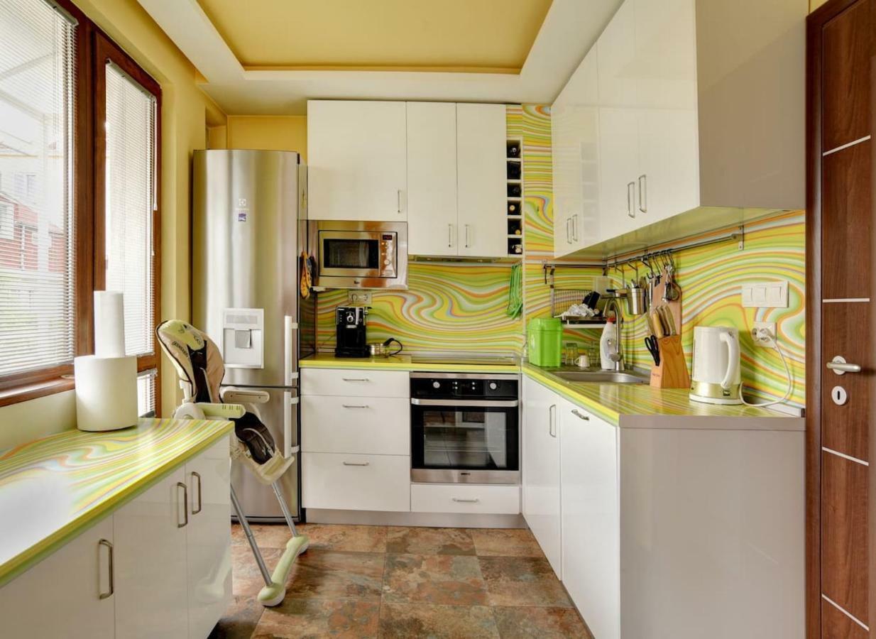 Spacious And Stylish Apartment In The Heart Of Sofia Plus Parking Exterior foto